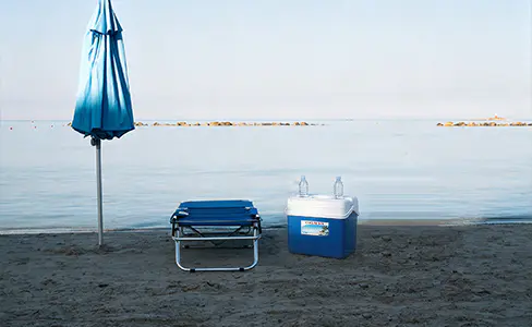 صندوق ثلج محمول خالٍ من مادة BPA سعة 30 لترًا